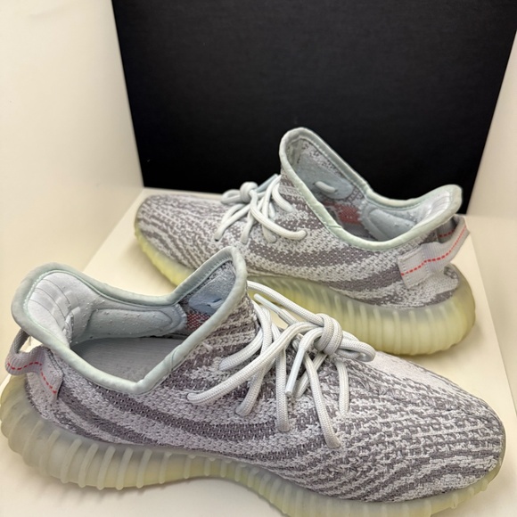 Yeezy Boost 350 blue tint - Picture 4 of 6